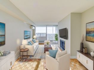 41 Speers Rd, Oakville, ON L6K 3R6