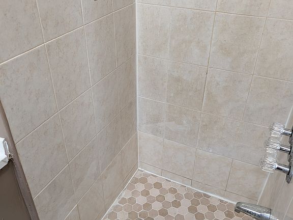 2nd image of 14419 158th St