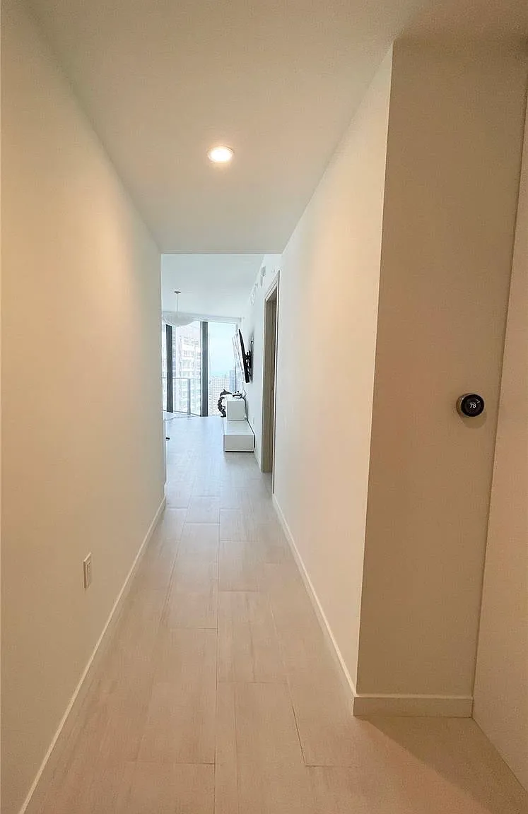 2 bed, 1286 sqft, $8,800 — Photo 2