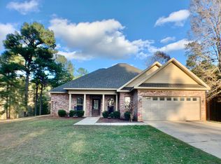 11140 Kelly Dr, Collinsville, MS 39325