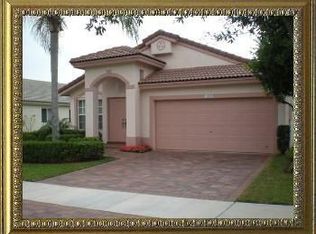 132 SW 204th Ave, Pembroke Pines, FL 33029