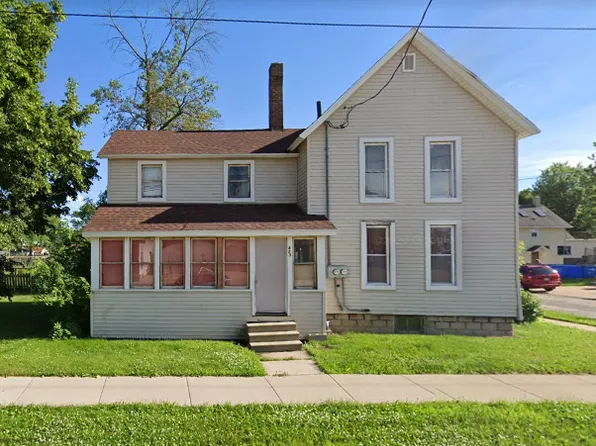 423 Draper St #1/2, Kaukauna, WI 54130