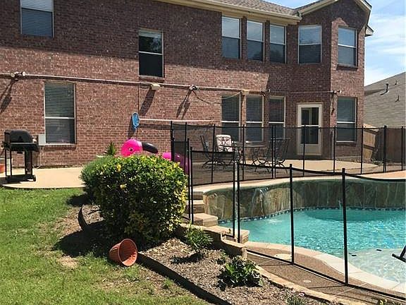 2nd image of 1035 High Cotton Ln