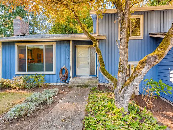 3rd image of 10101 NE 144th Pl