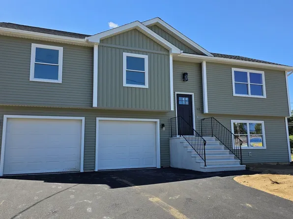 12 Willow St, Chicopee, MA 01020