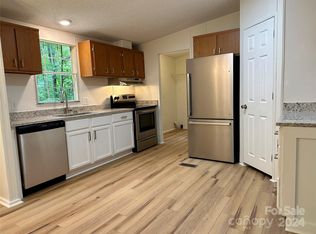 6686 Old Plank Rd, Stanley, NC 28164