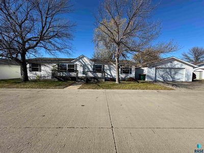 903 N Bobwhite Pl, Sioux Falls, SD, 57107