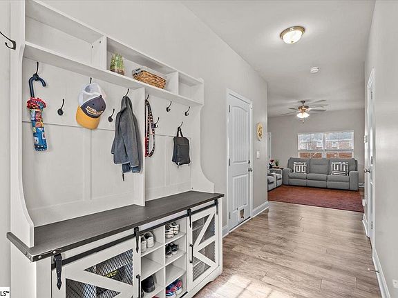 4th image of 113 McFarlin St