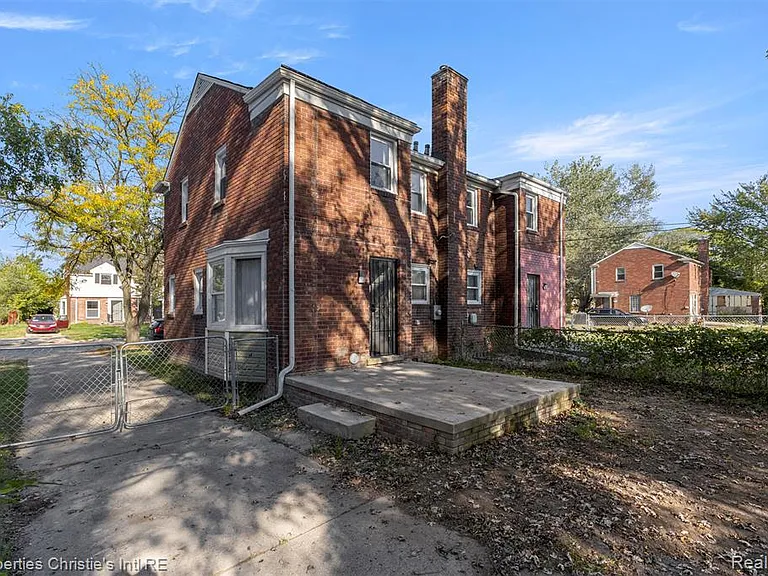 10838 Nottingham Rd — Photo 23
