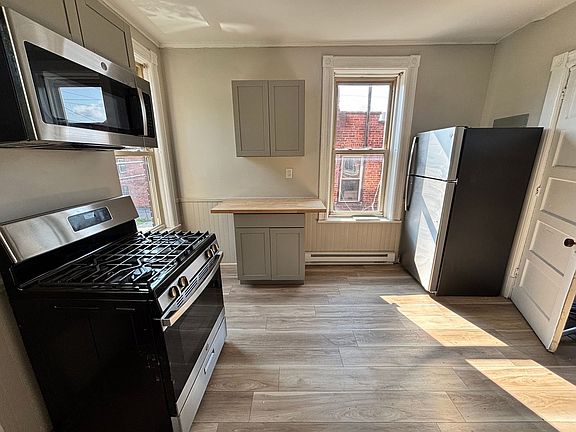 2nd image of 343 4th St