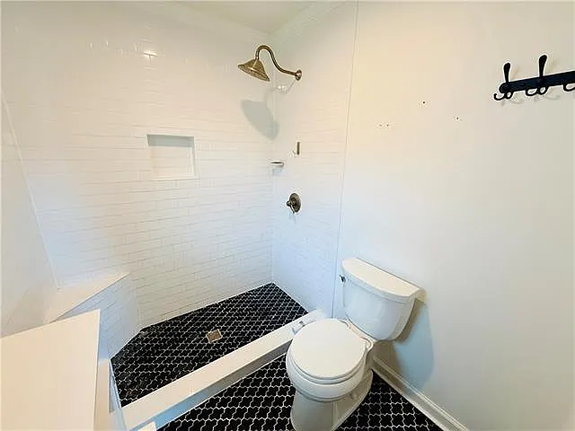 4009 Newlands St — Photo 4