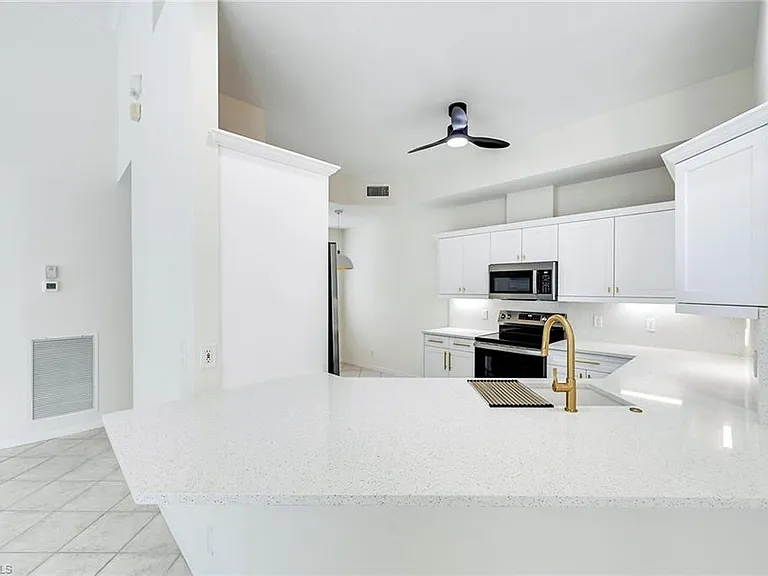 1580 Clermont Dr #L-202 — Photo 10