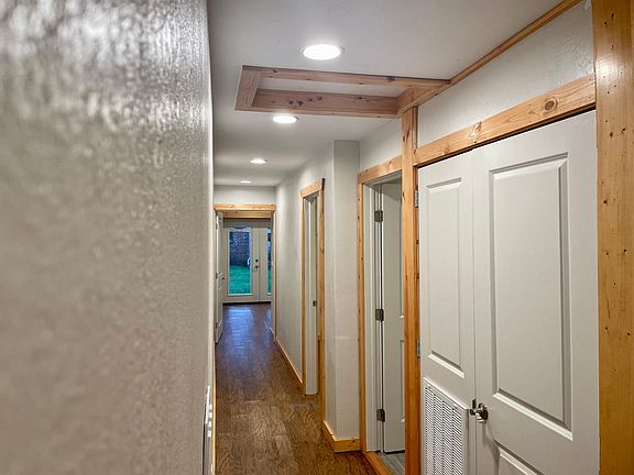 4th image of 533 S Liberty St #5