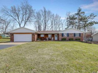 4855 Firethorne Dr, Jackson, MI 49201