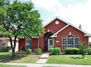 1644 Blackstone Dr, Carrollton, TX 75007