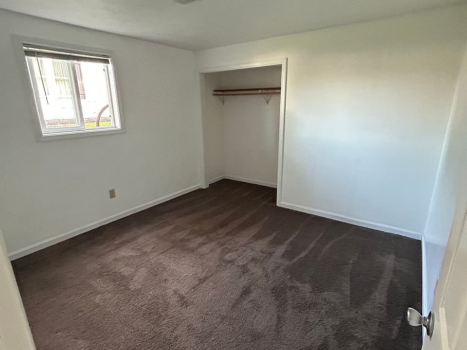 2nd image of 521 3rd St E #3-523