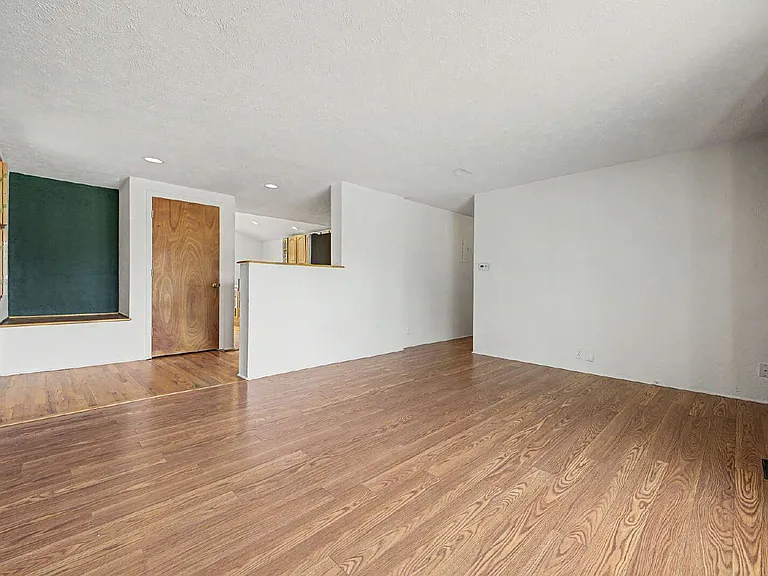 3151 W 25th Ave — Photo 7