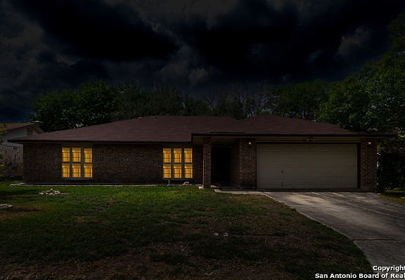 5th image of 3310 Cadbury Dr