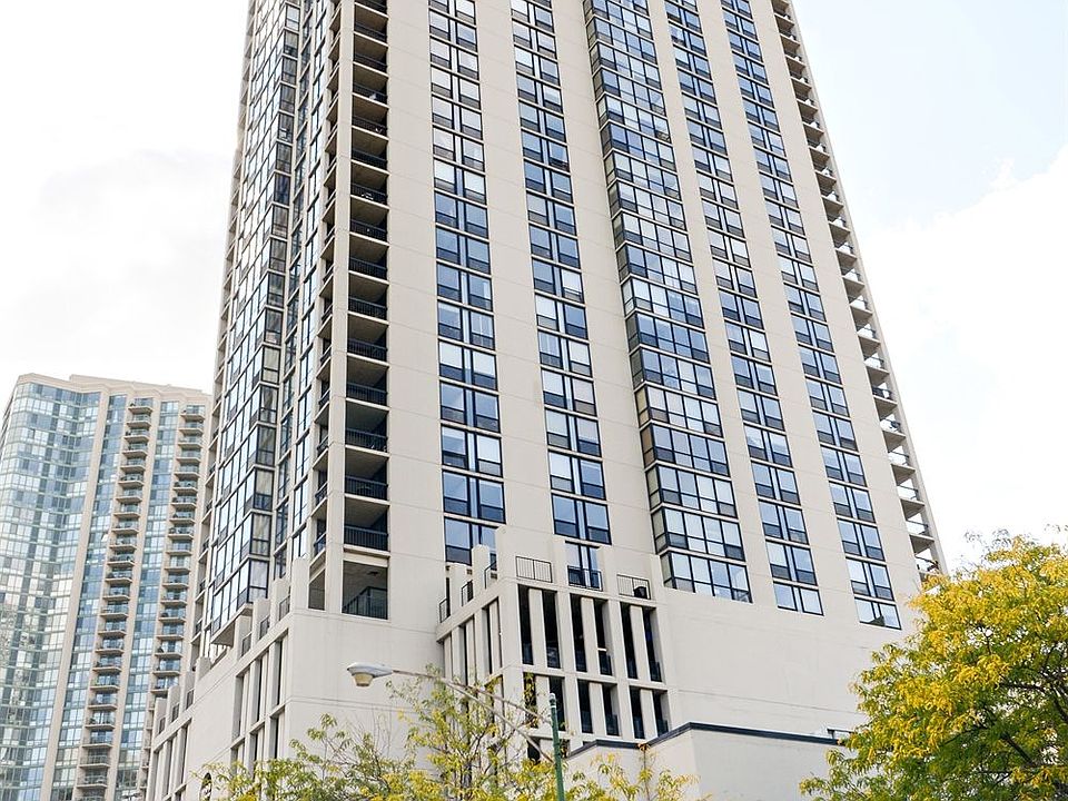 1122 N. Clark