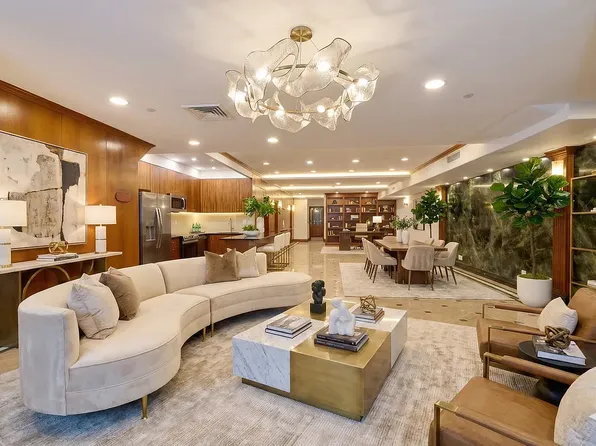 207 Bowery Floor 3, New York, NY 10002