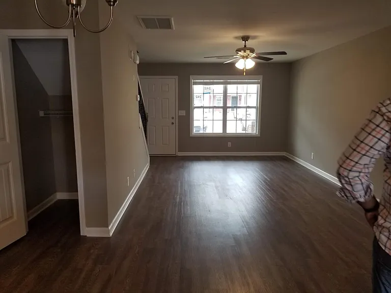 242 Alexander Blvd — Photo 16