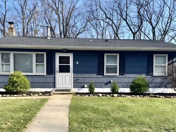 6 Pennsylvania Way, Hopatcong Boro, NJ 07843