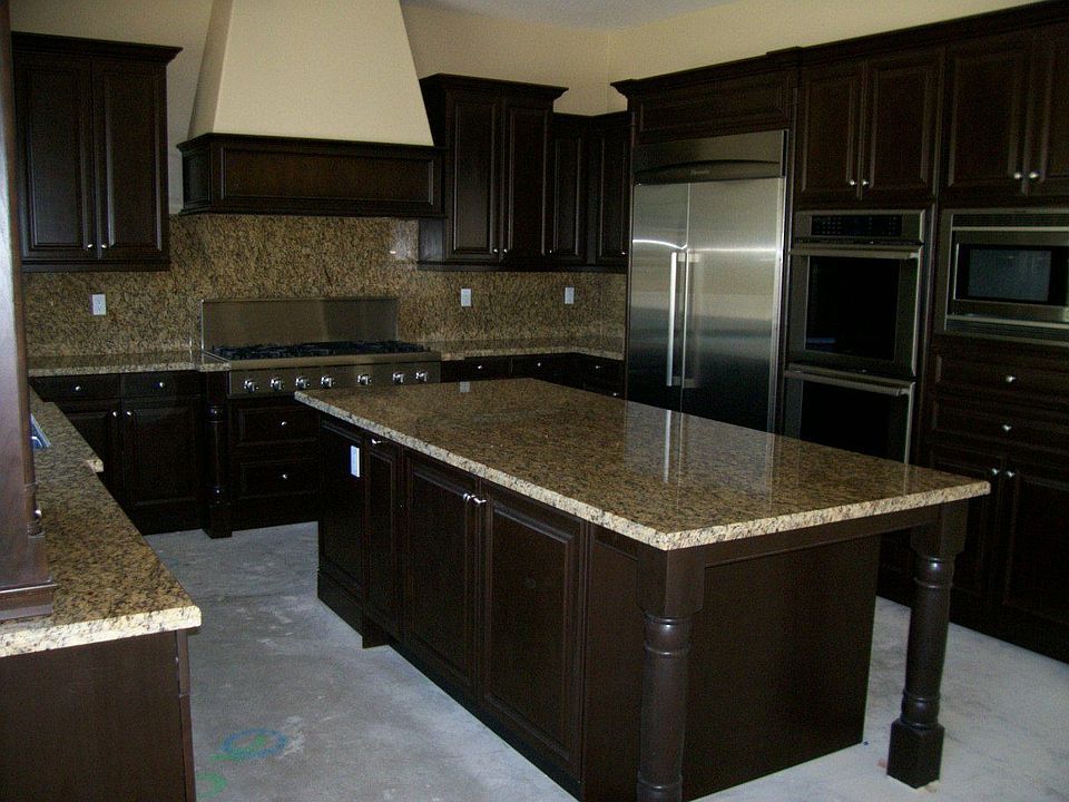 Beautiful Gourmet Kitchen