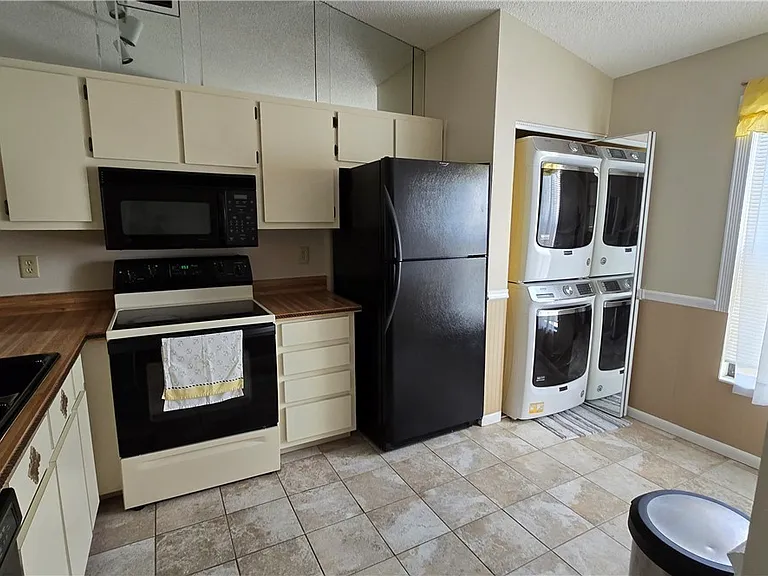 15178 Parkside Dr #202 — Photo 11