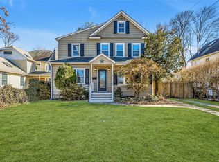 126 Lewis Rd, Northport, NY 11768