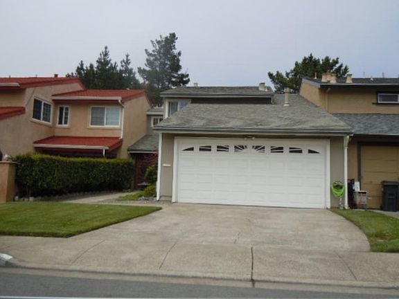 2nd image of 60 Saint Michaels Ct