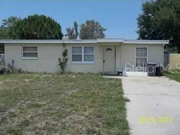 8717 91st Ter, Seminole, FL 33777