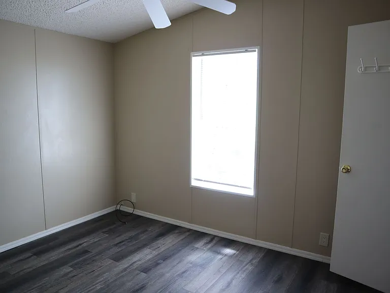 545 N Sabin St — Photo 21