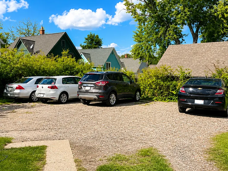 714 W Liberty St #1 — Photo 16