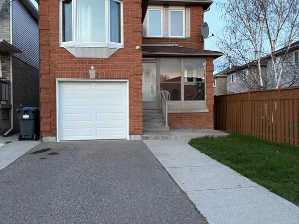 17 Timberlane Dr, Brampton, ON L6Y 3Y6