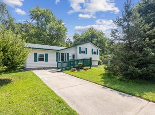 2901 S 15th St, Niles, MI 49120