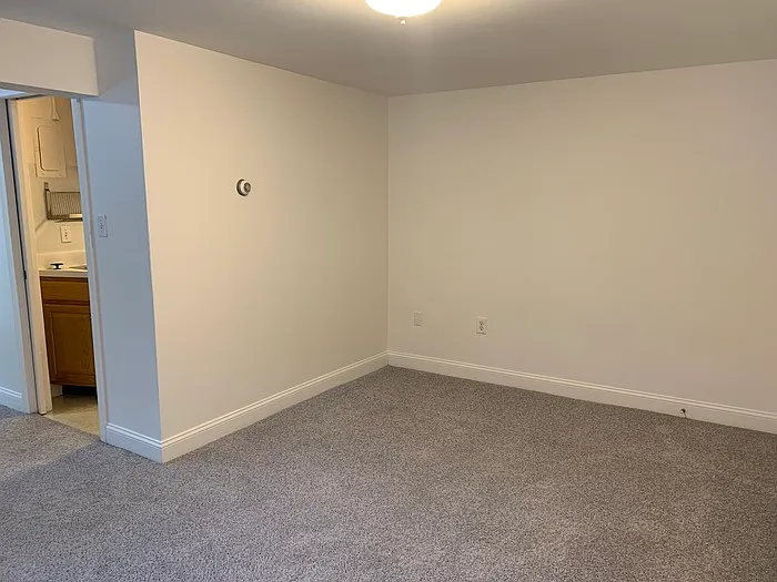 7 Harris Cir #11 — Photo 11