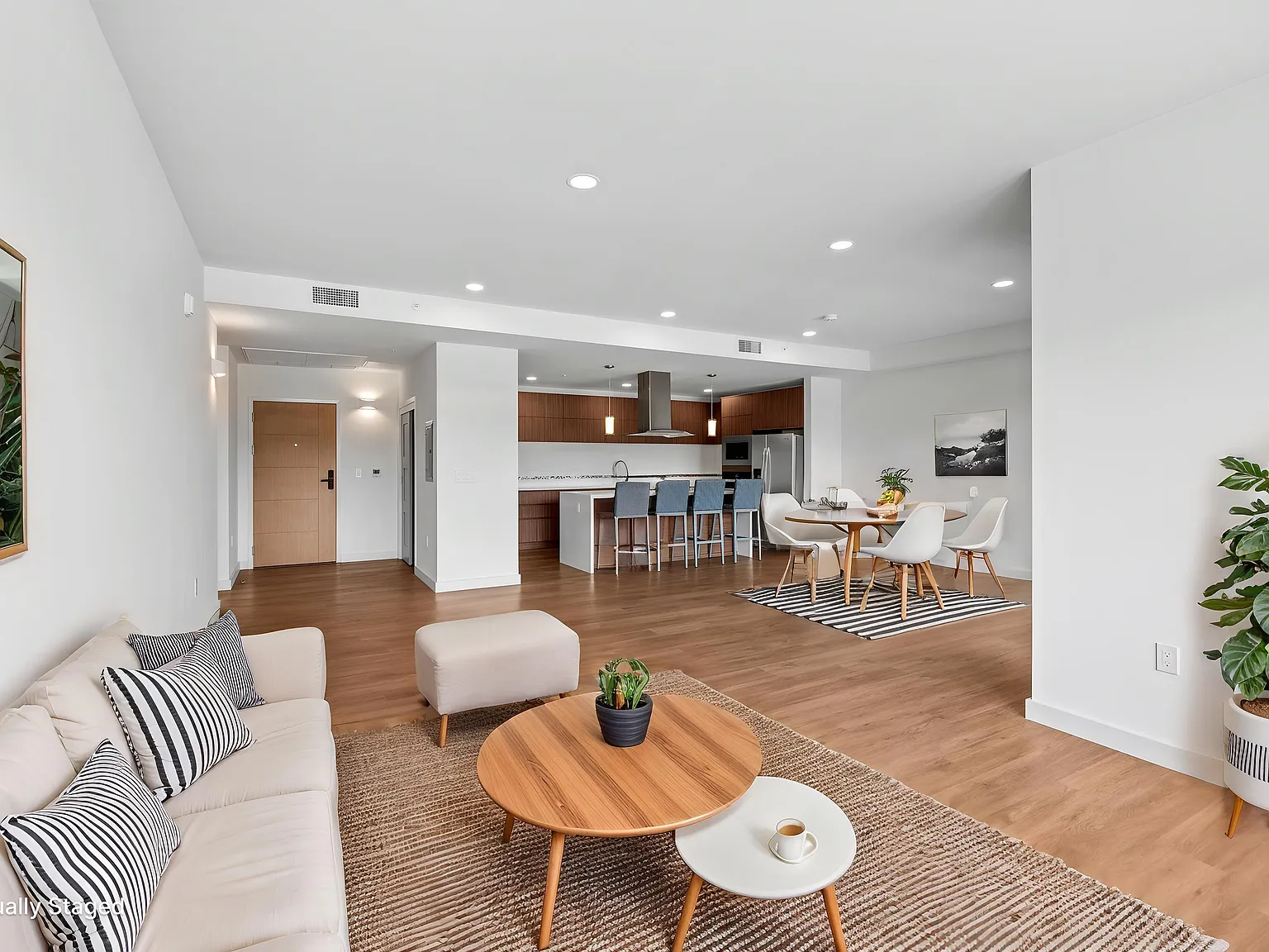 2 bed, 2.5 bath, 1505 sqft, $3,395 — Photo 2