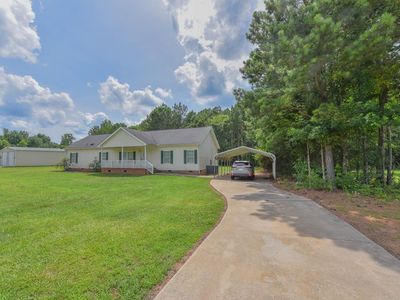 105 Glenn Forest Dr, Hodges, SC, 29653