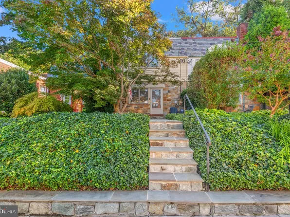 5243 43rd St NW, Washington, DC 20015