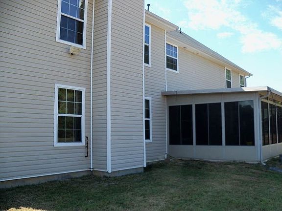 4th image of 257 Ermines Way