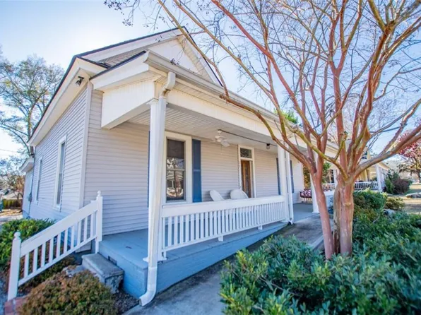 501 Cedar St, Carrollton, GA 30117