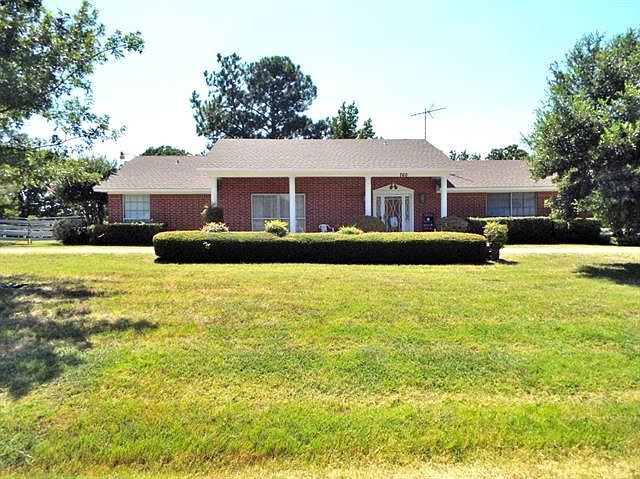 1st image of 760 Beverly Dr