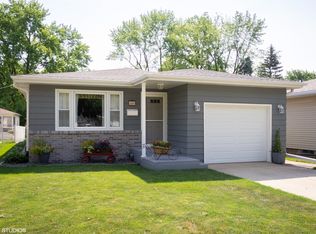 108 Dwight Ave, Joliet, IL 60436