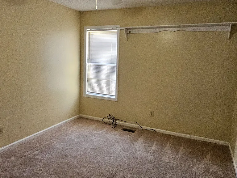 4014 Yarmouth Rd — Photo 9