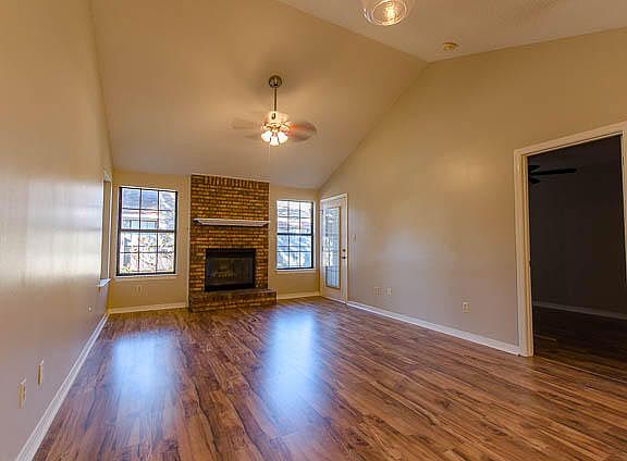 2nd image of 219 Carmel Dr Unit 36