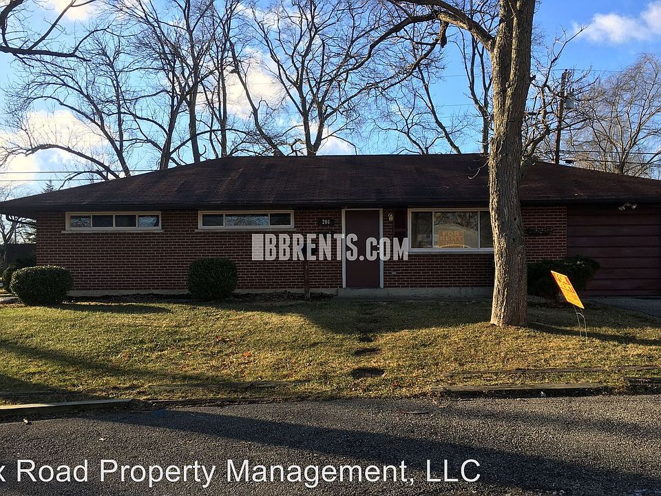 1st image of 206 Ironwood Dr