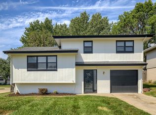 15342 Sarpy Cir, Omaha, NE 68137