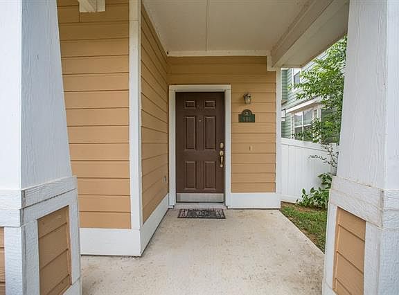 4th image of 9116 Waterman Dr