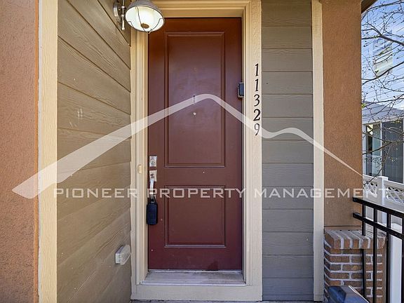 3rd image of 11329 Uptown Ave