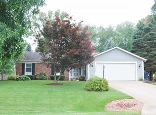 56883 Summit Park Dr, Elkhart, IN 46516